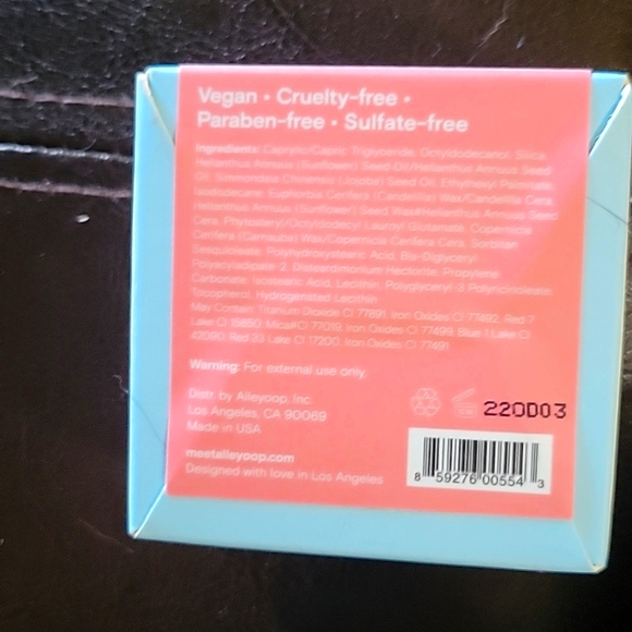 Alleyoop Stack The Odds multi-use Bronzer, Blush and Highlighter trio. - Picture 3 of 7